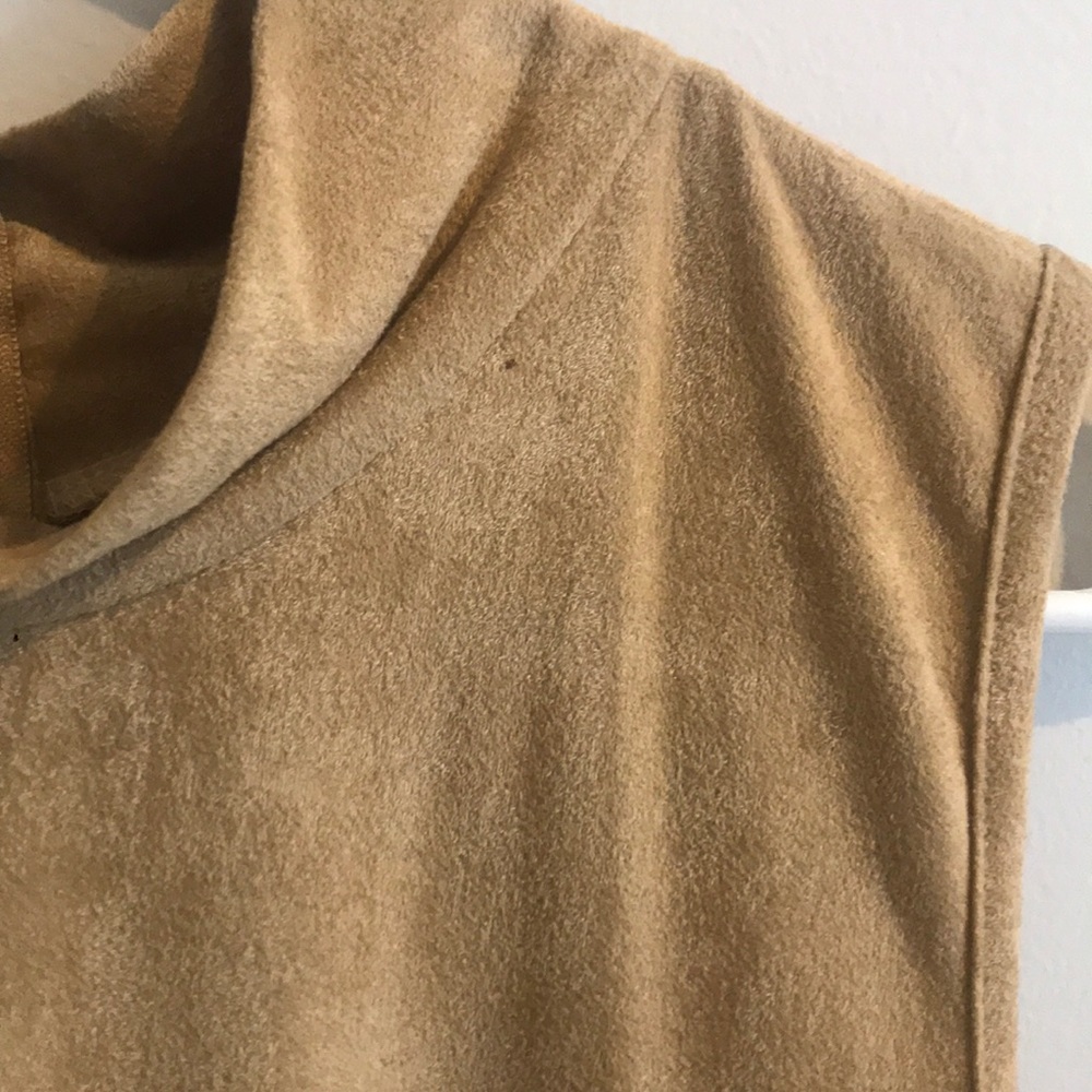 High neck top - Picture 5 of 5